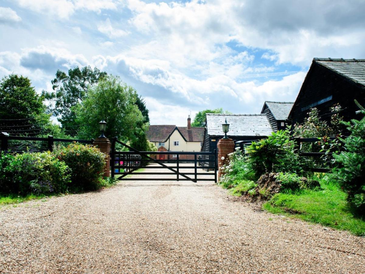 Baileys Farm Bed & Breakfast Kings Walden Exterior photo
