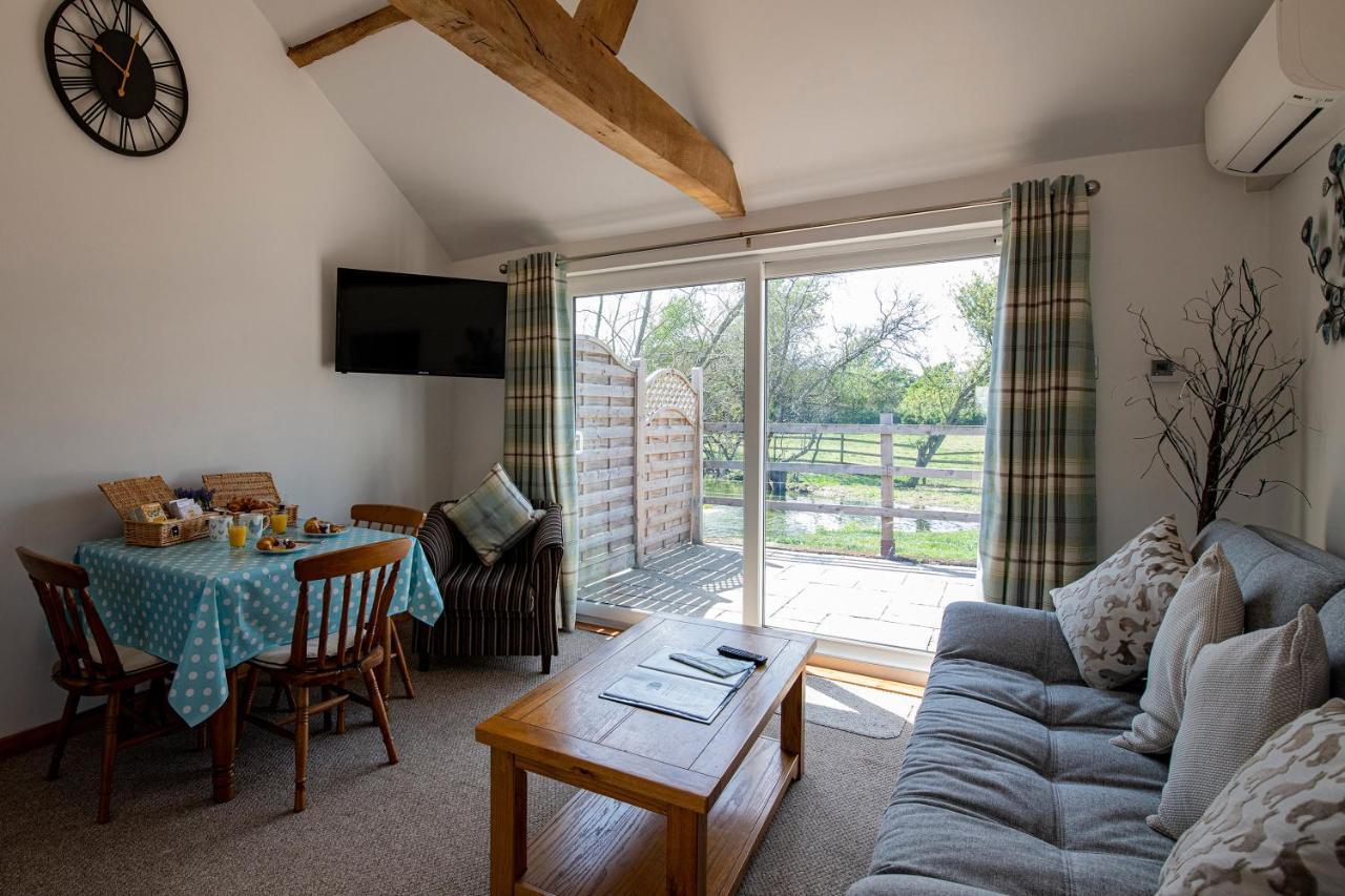 Baileys Farm Bed & Breakfast Kings Walden Exterior photo